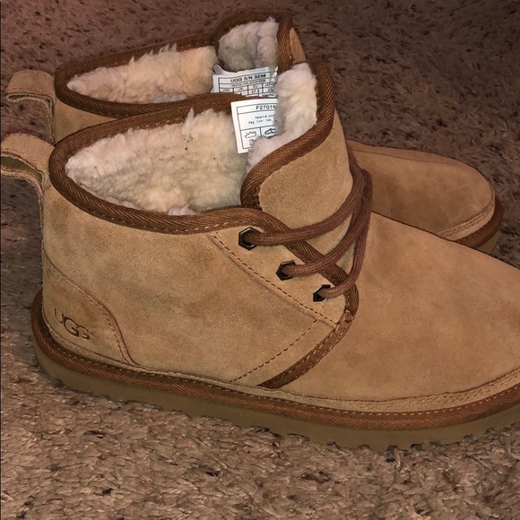 Boots - Picture 3 of 3